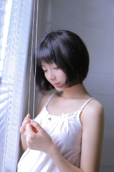 段嘉许在浴室给桑稚垫毛巾